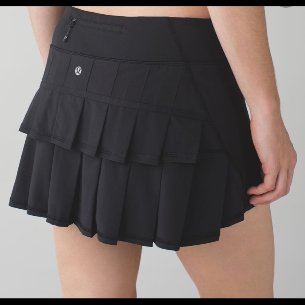 Lululemon skirt with ruffles